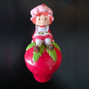 Strawberry Shortcake Vintage Music Box